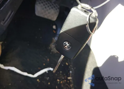 2016 Volkswagen Passat 1.8T Se z USA, uszkodzony, nr VIN 1VWBT7A37GC039675